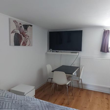 Zimmer In Direkter Naehe Zu Basel Grenzach-Wyhlen Kültér fotó